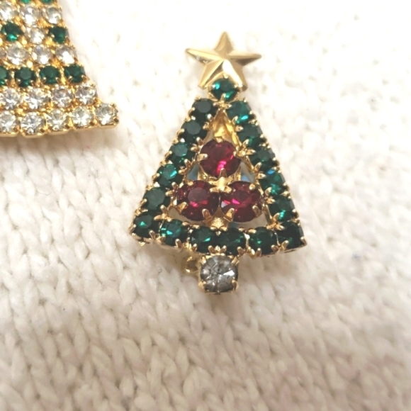 Vintage 3 Rhinestone Christmas Bell and Tree Brooches Pins EUC - Picture 9 of 12